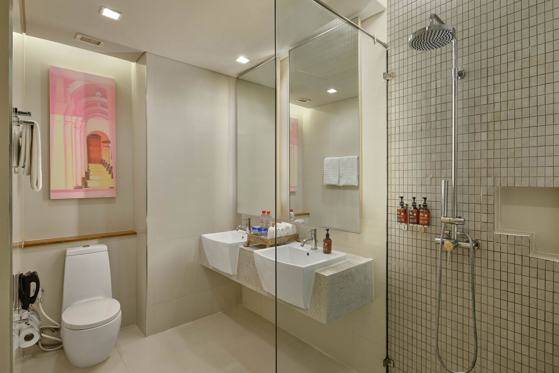 Plaza room