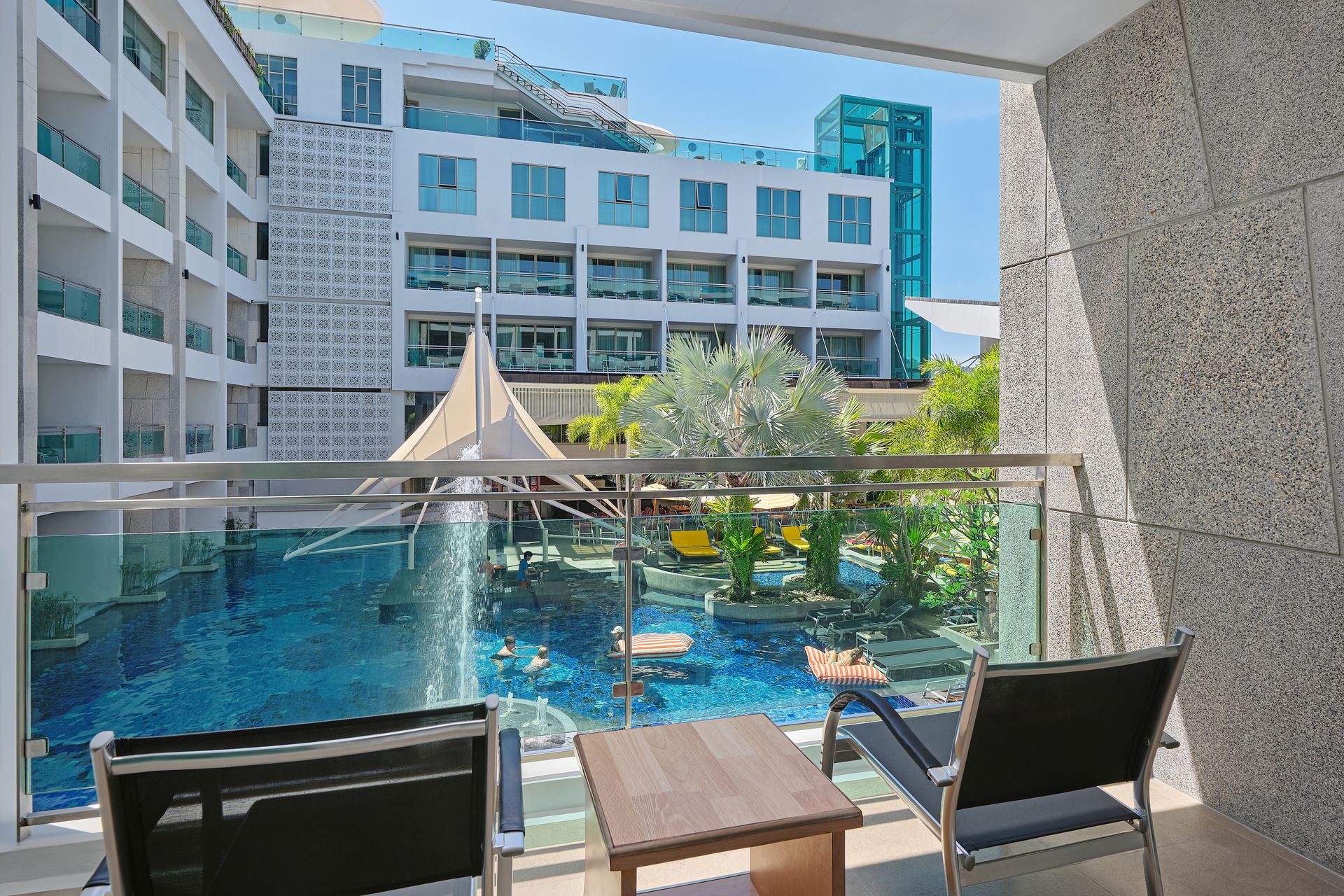 Plaza room