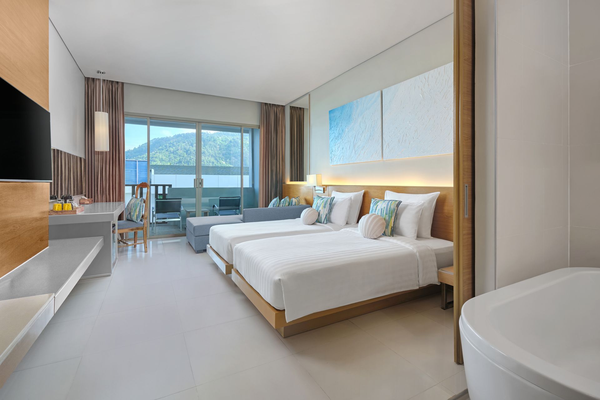 Plaza room