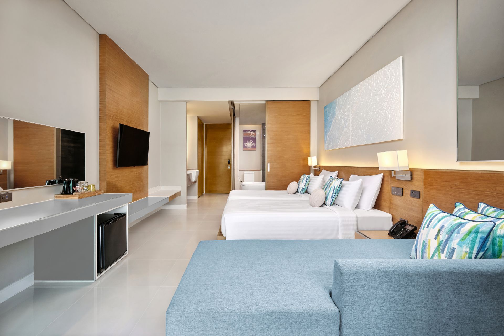 Plaza room